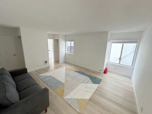 2435 Haste St, Berkeley, CA