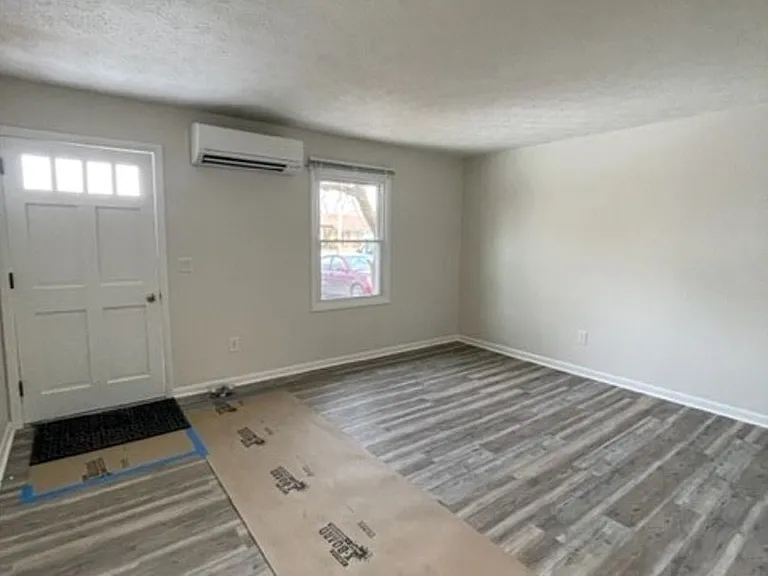 163 Suter St #D — Photo 2