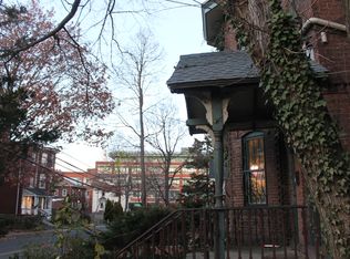 246 Putnam St #2, Hartford, CT 06106