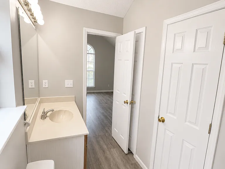 9277 Grove Manor Dr — Photo 7