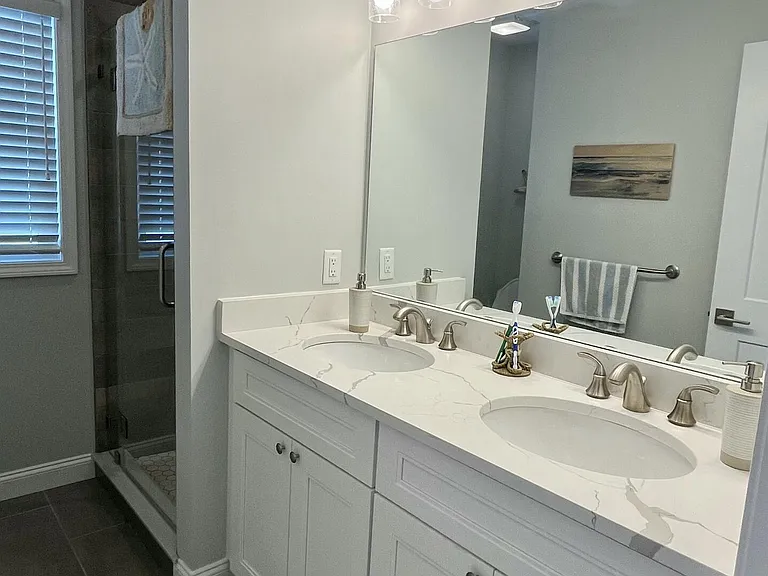 127 Dewey Dr — Photo 20