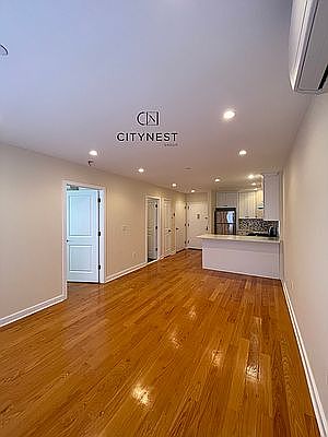 4th image of 127 27th Ave #2A