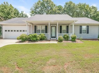 76 Mallie Ct, Hampton, GA 30228