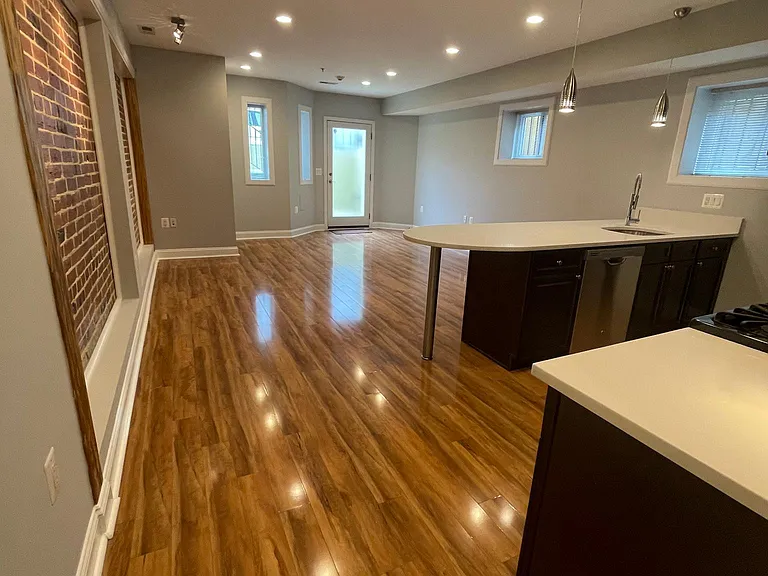 1221 Otis Pl NW #1 — Photo 2