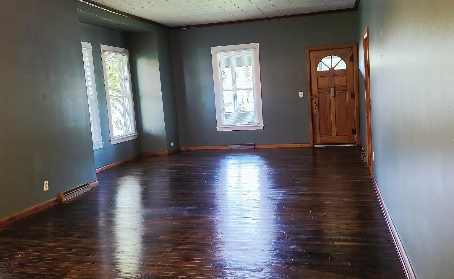 3 bed, 1104 sqft, $950 — Photo 4