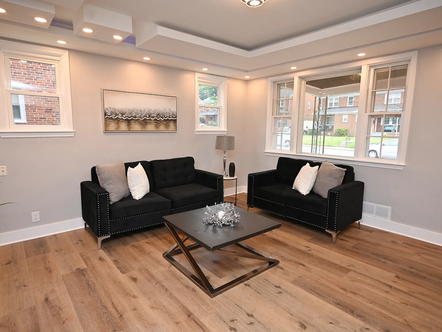 5 bed, 2268 sqft, $2,650 — Photo 4