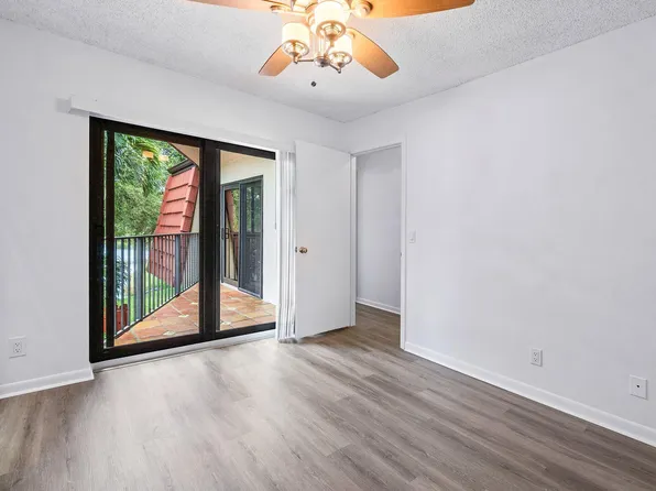 3765 Victoria Drive, West Palm Beach, FL 33406