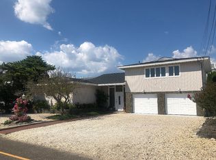 125 Taylor Ave, Beach Haven, NJ 08008