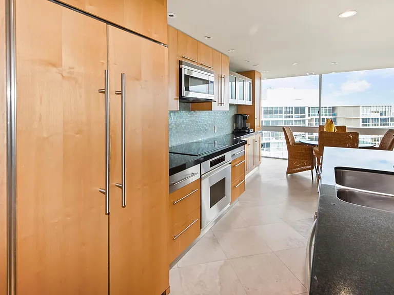 1810 Avenida Del Mundo #1609 — Photo 17