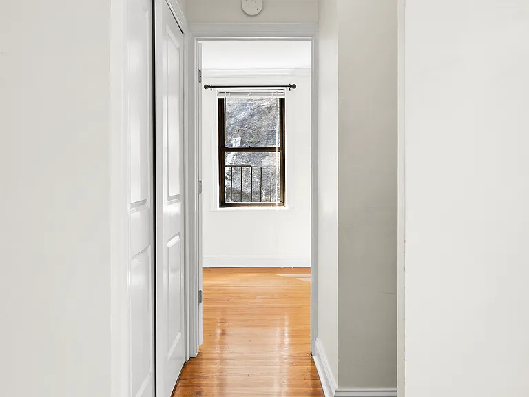 295 Bennett Ave #8G — Photo 4