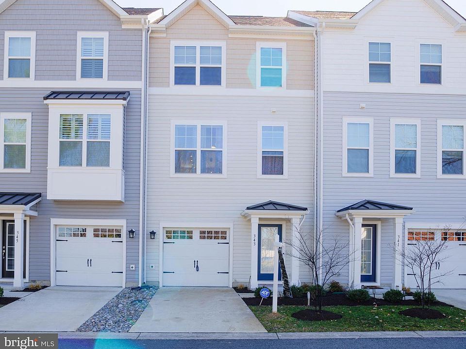 1st image of 343 Shipyard Dr