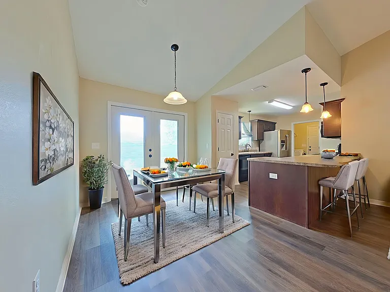 6-web-or-mls-4 Dining Room-2 virtually staged_02052026