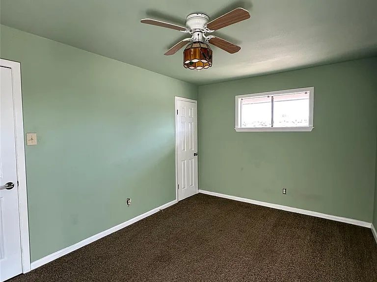 516 Holiday Dr #66 — Photo 8