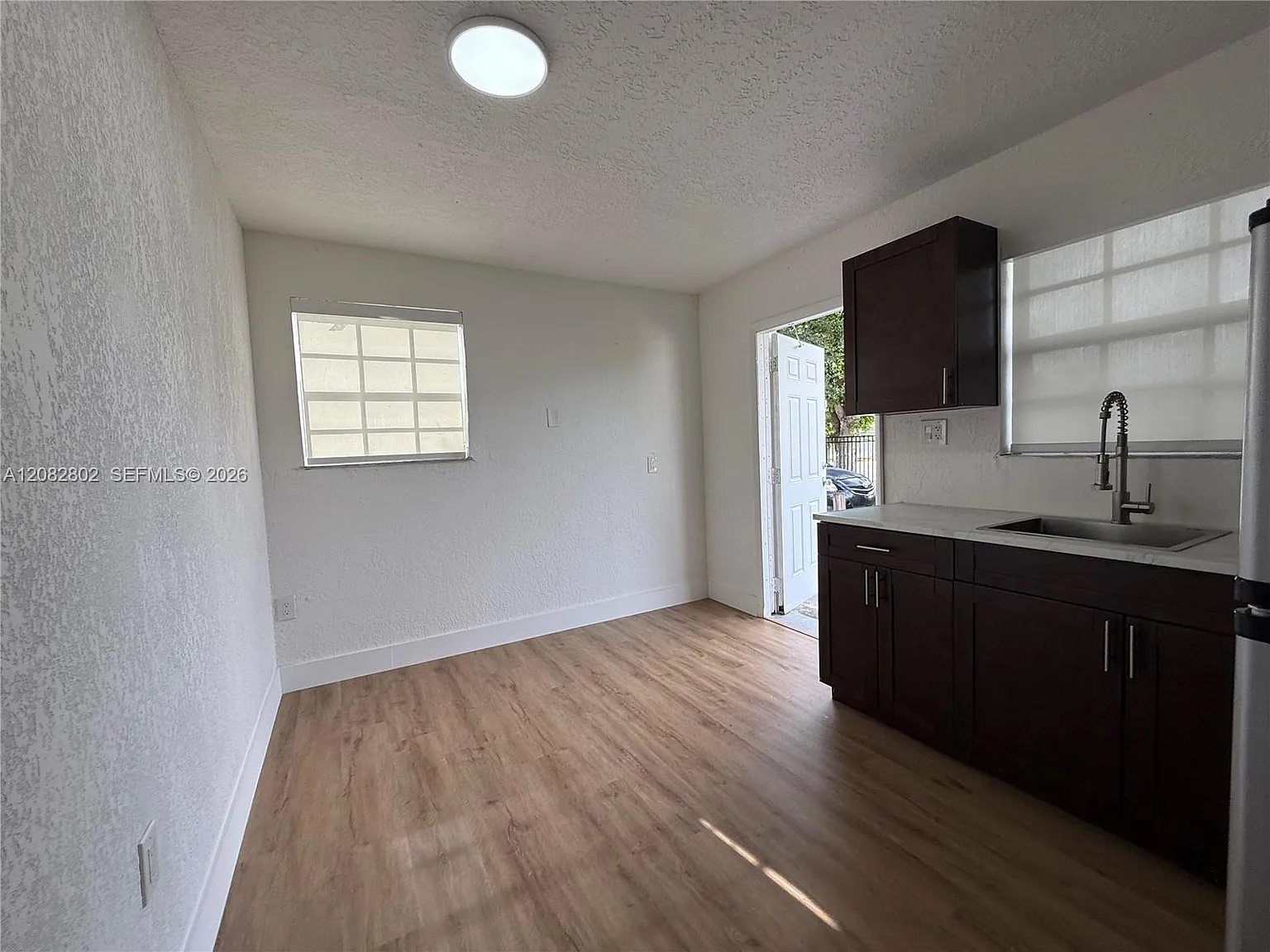15741 NW 40th Ct — Photo 3