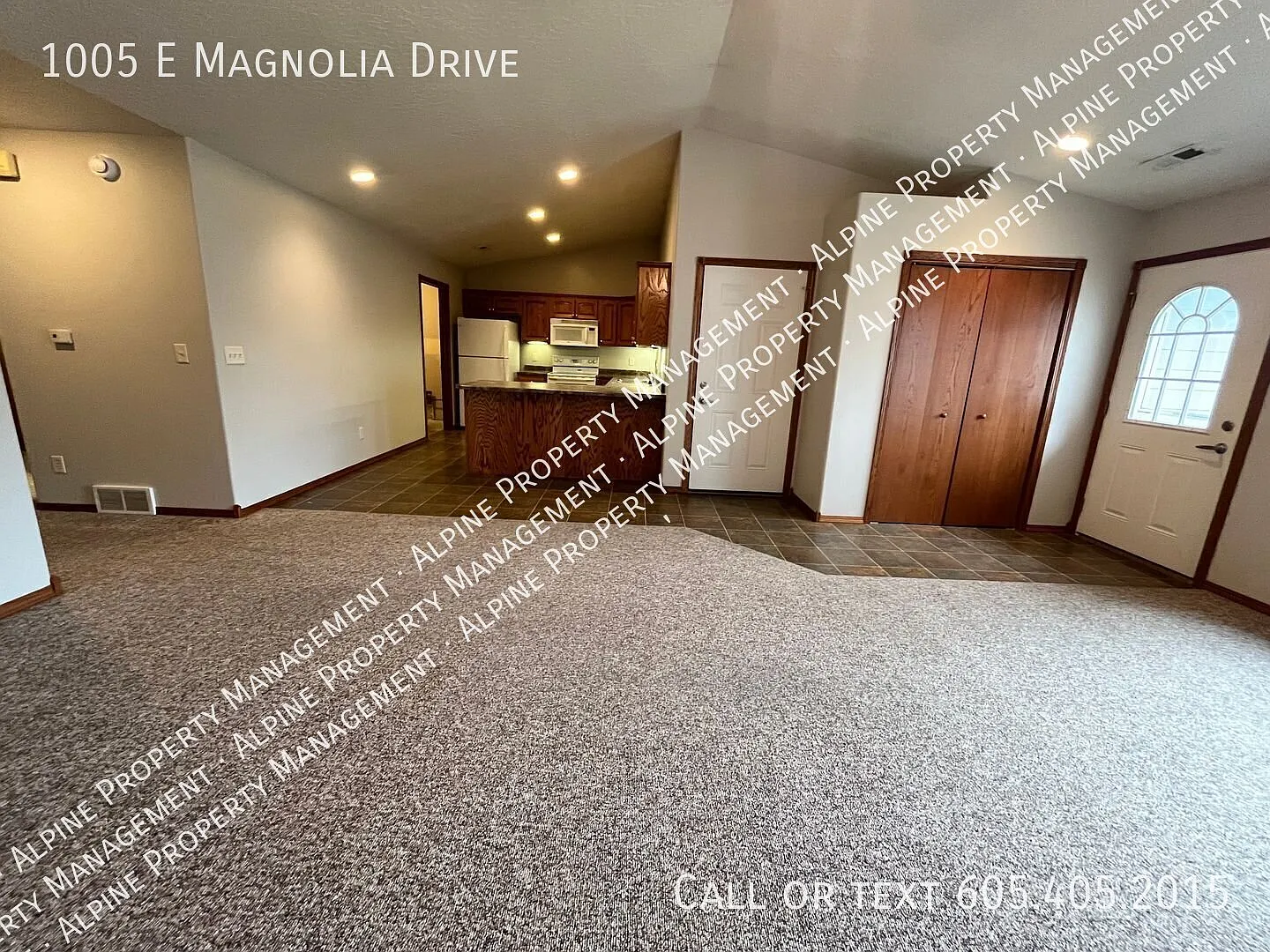 2 Bed/1.5 Bath Ranch Style Townhome in Brandon! — Photo 3
