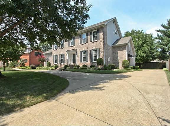 Home for Sale in Brentwood, Tennessee $369,900