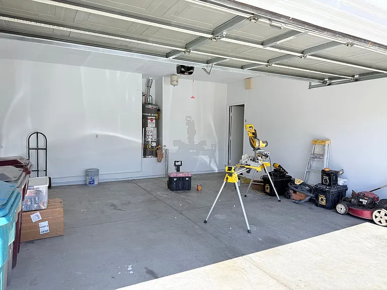 13403 Hawthorn Ave — Photo 26