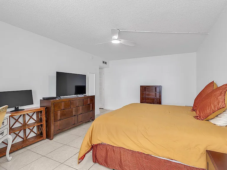 1340 S Ocean Blvd #1106 — Photo 32