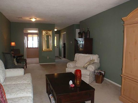 3rd image of 2615 Country Estates Dr