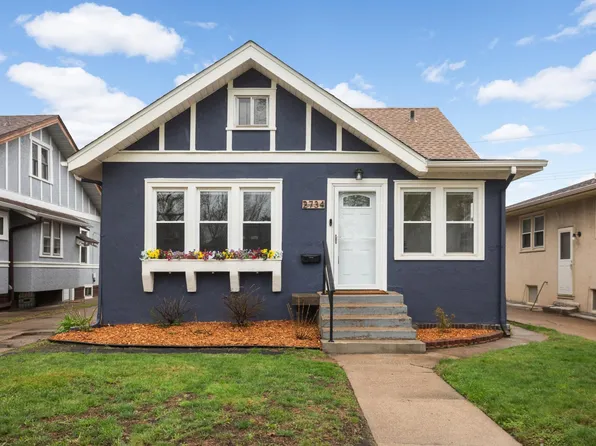 2734 Randolph St NE, Minneapolis, MN 55418