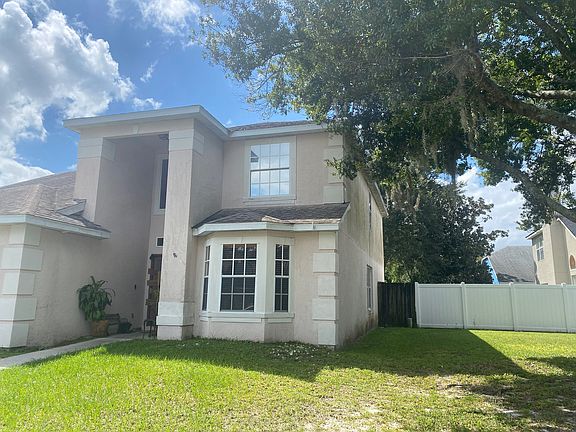 2nd image of 2718 Osprey Creek Ln
