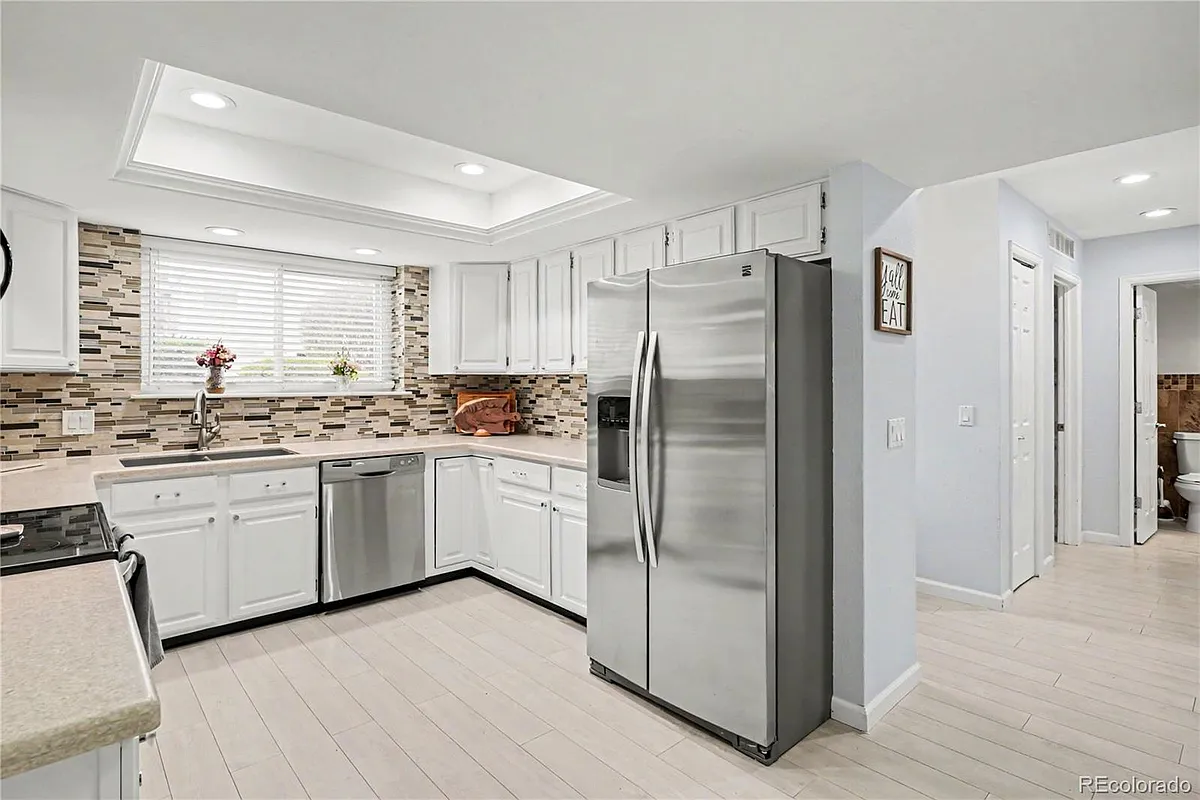 Remodeled kitchen - 7640 S Monaco Cir W