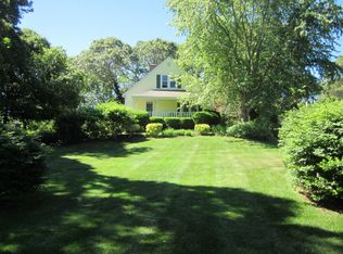 15 Clinton Dr, Yarmouth Port, MA 02675