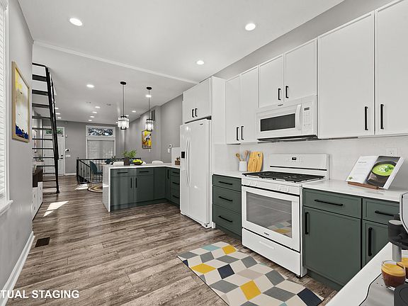 5th image of 123 S Conkling St