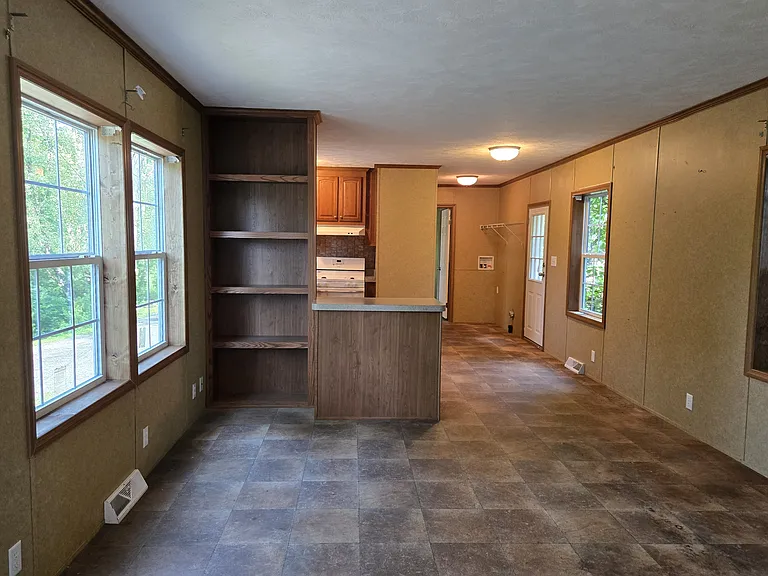 107 Rayewood Dr — Photo 14