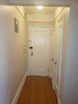 Rented by NY Metro Realty Group | media 18