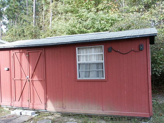 3rd image of 654 Escambia Dr
