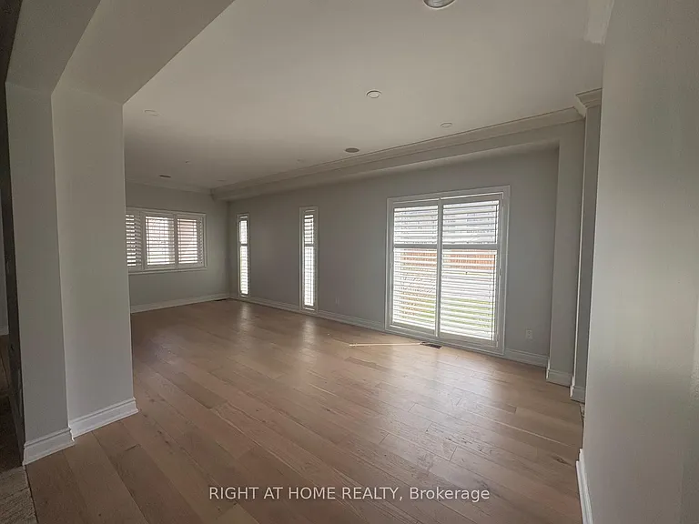 338 Ashbury Rd — Photo 6