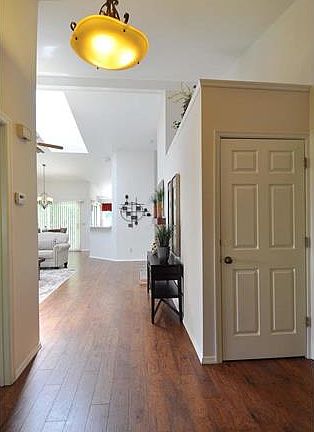 5th image of 16041 Rose Wreath Ln