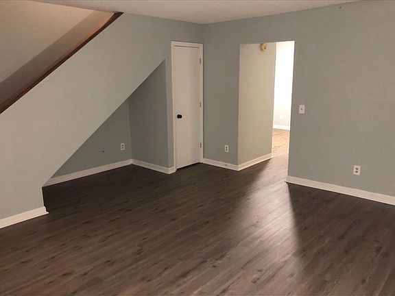 4th image of 326 W Midvale Ave APT 17