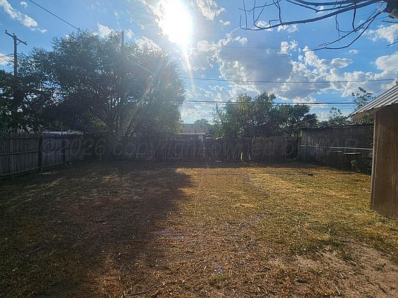 24th image of 3906 S Tyler St