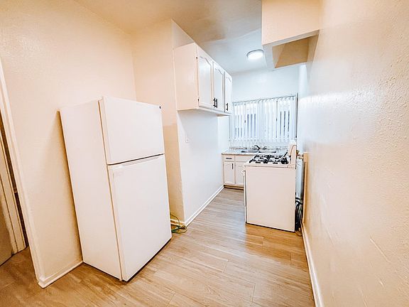 3rd image of 2622 Brighton Ave #3.0