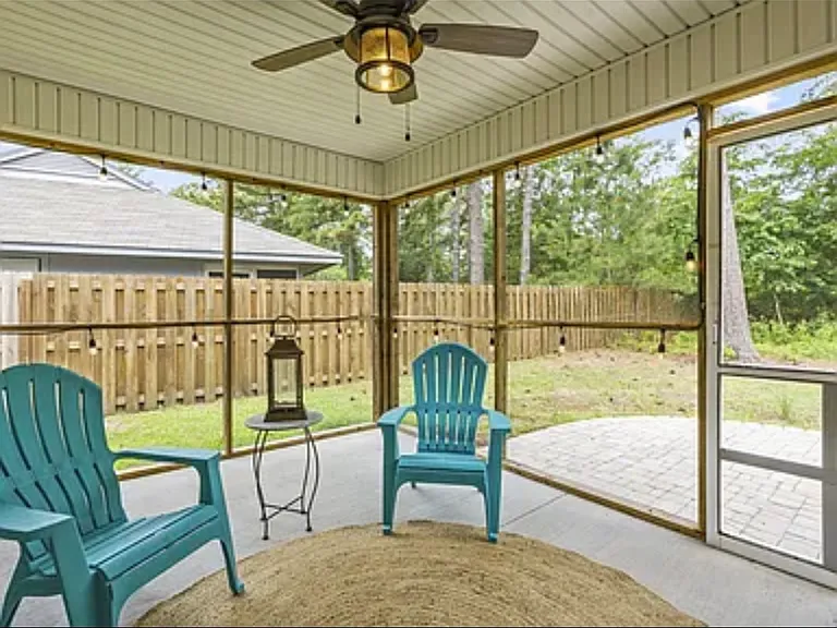 107 Holly Tree Ln — Photo 8
