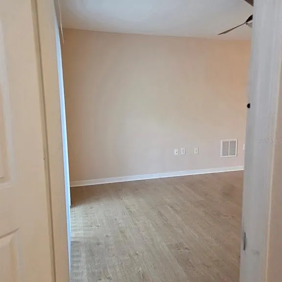 5824 Lake Pointe Village Cir #504 — Photo 11