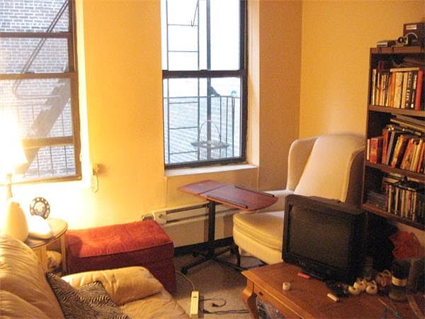1st image of 137 E Houston St APT 8