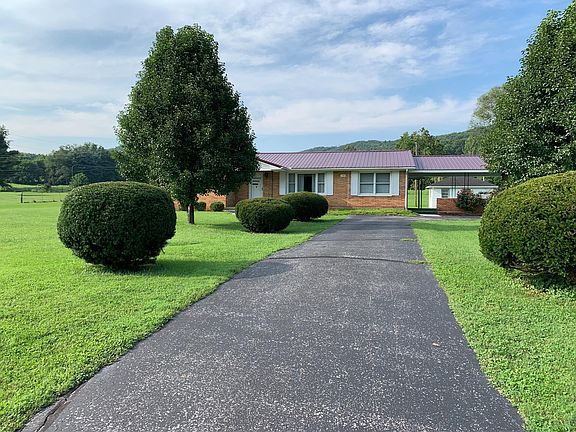 2nd image of 2984 Clarksburg Rd