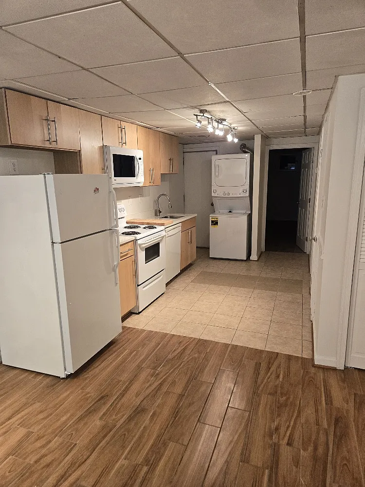 1 bed, $1,600 — Photo 4