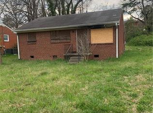 1408 Willow Rd, Greensboro, NC 27401