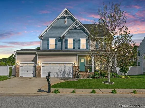 14 Pickins Dr, Poquoson, VA 23662