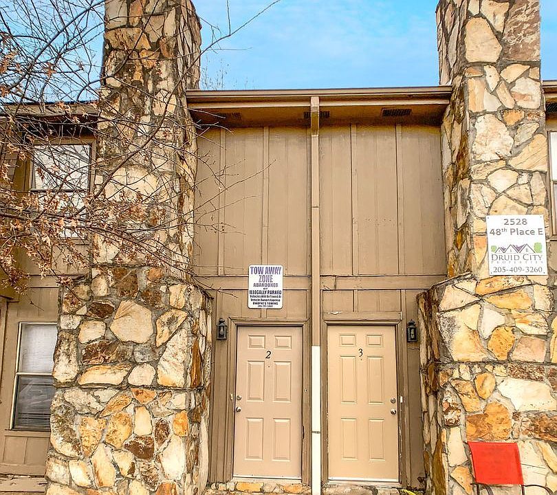 1st image of 2528 48th Pl E APT 2