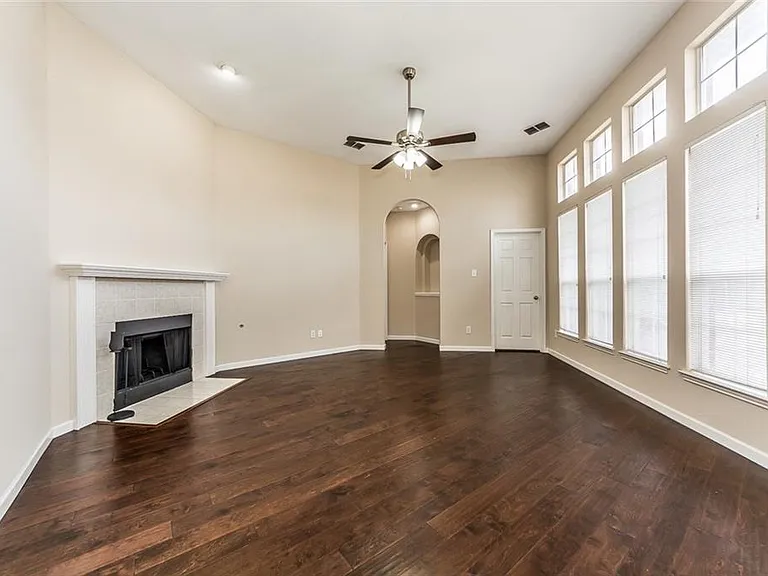 4445 Cranwood Dr — Photo 28
