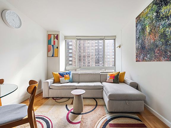 2nd image of 217 E 96th St APT 26F