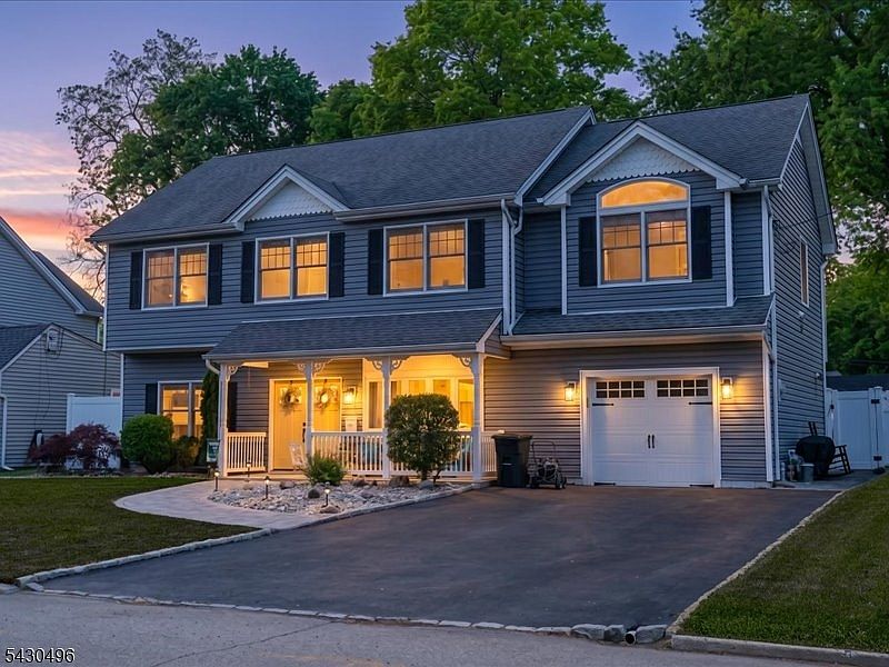 1st image of 71 Bergen Dr