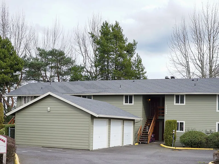 12155 SW Spur Ct #A — Photo 16