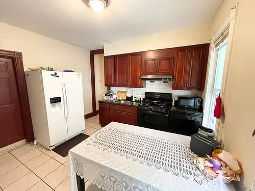 24 Maryland St Photo 1