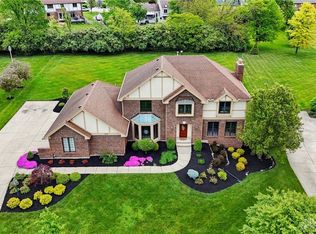 8540 Point O Woods Ct, Springboro, OH 45066